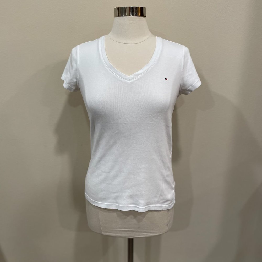 Tommy Hilfiger white size Medium Women's v-neck short sleeved t-shirt